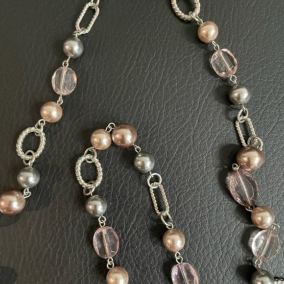 Premier Designs Pink and Gray necklace and earring set - Picture 10 of 10